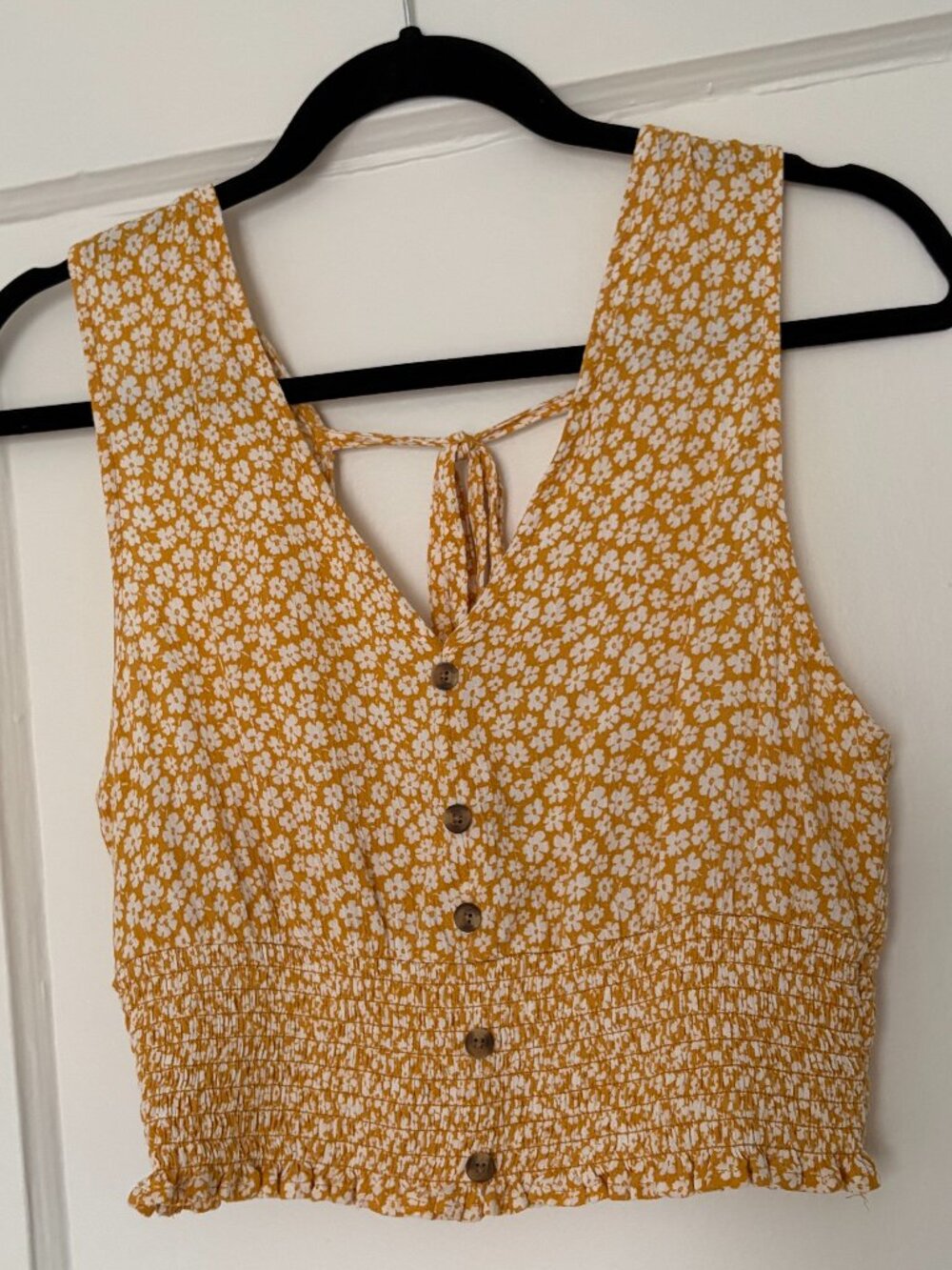 American Eagle crop top